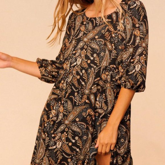 Haptics Dresses & Skirts - Black Boho Paisley Print Bubble Sleeve Dress